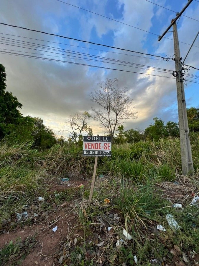 Terreno à venda em Olhos da agua, Cáceres: Terreno 360 m² · Olhos Da Agua